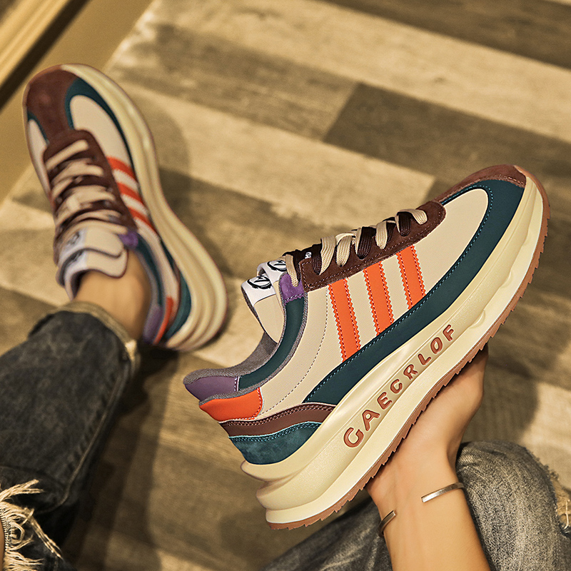 安踏神行休闲运动阿甘男鞋耐磨防滑百搭复古潮鞋厚底低帮韩版男士