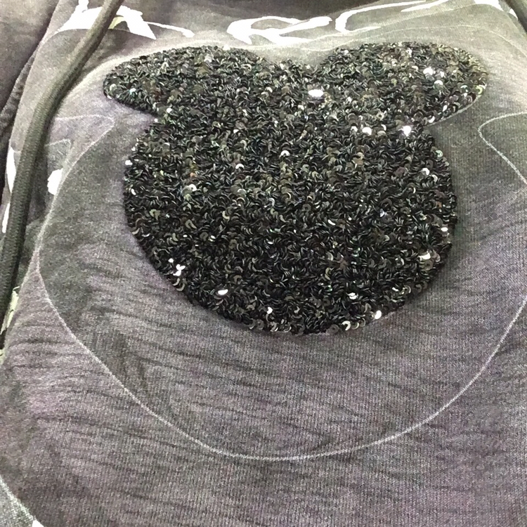 休闲时尚高端(福利款卫衣)问主播下单，不可乱拍