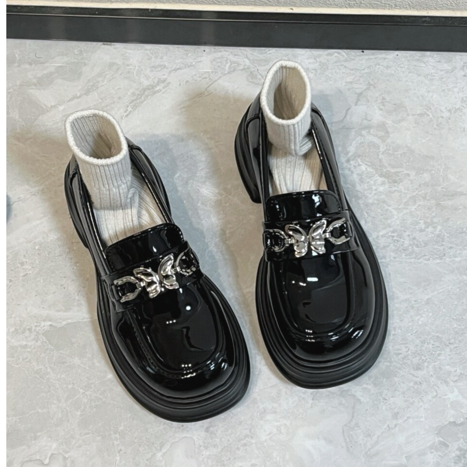 婷精品断码女鞋，偶有微瑕介意勿拍！时尚百搭粗跟厚底英伦风黑色