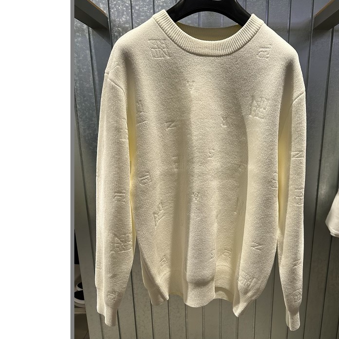 G24X204039  2024冬季新品商场同款男士圆领毛衣百搭秋冬时尚