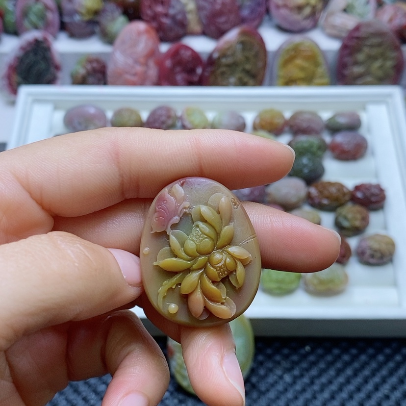 【闪购商品】玛瑙/玉髓颈饰未镶嵌云****a