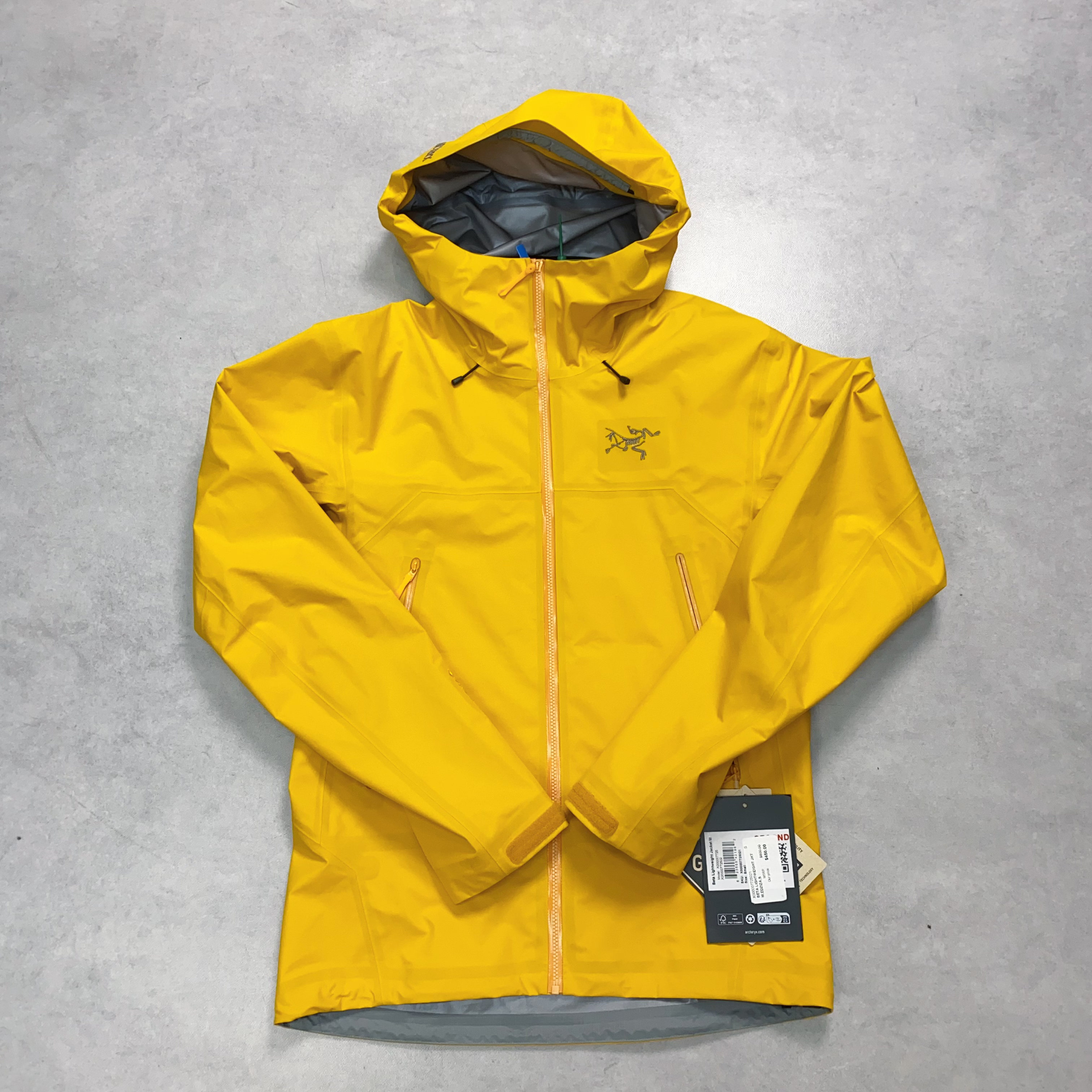 ARC'TERYX/始祖鸟Beta LW 户外冲锋衣休闲防水防风透气