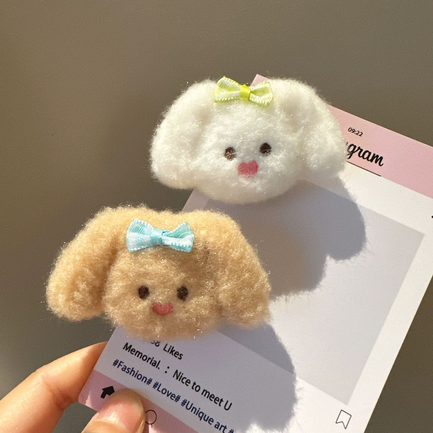 超可爱秋冬新款毛绒蝴蝶结小狗发夹胸针两用款饰品刘海夹碎发发卡