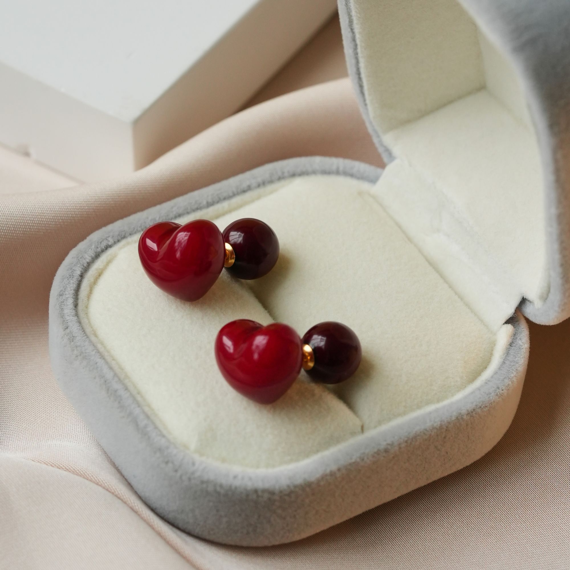 925银耳饰 爱心车厘子设计感红珠秋冬新品安可拉红百搭气质耳环