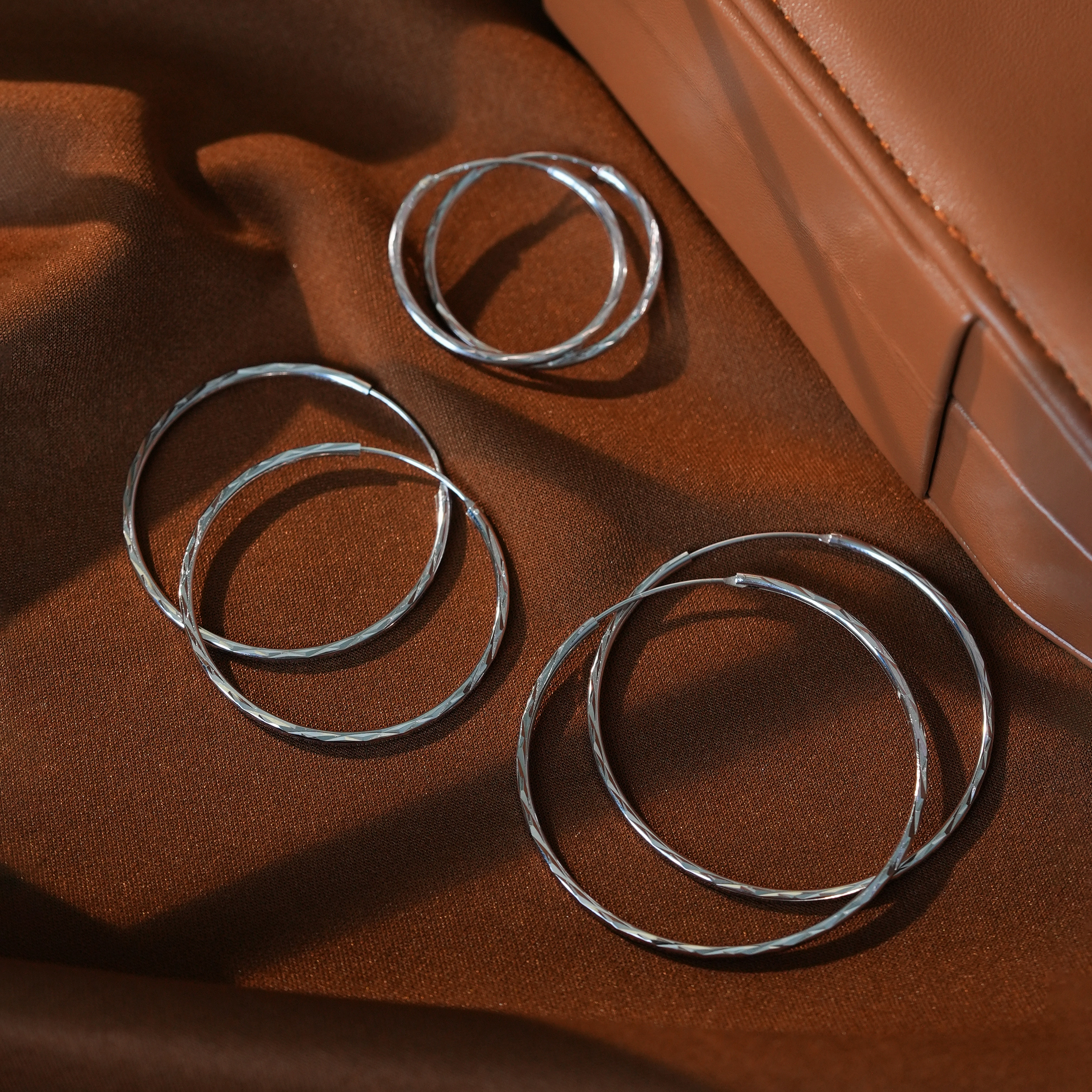 925银耳饰 高级感满天星刻花大耳圈女气质显脸小耳环经典简约饰品