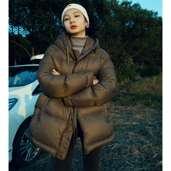 大厂直销白鸭绒超轻羽绒服女款连帽冬季新款宽松收腰显瘦加厚外套