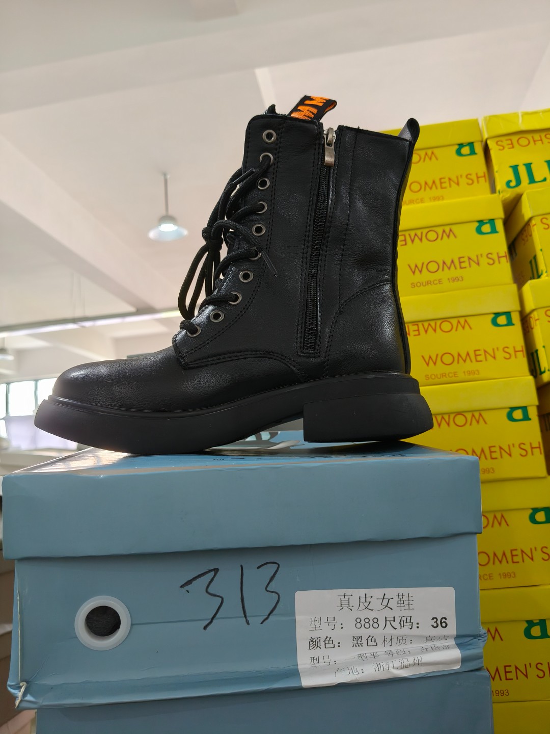 《小铺》休闲时尚女鞋靴子313号