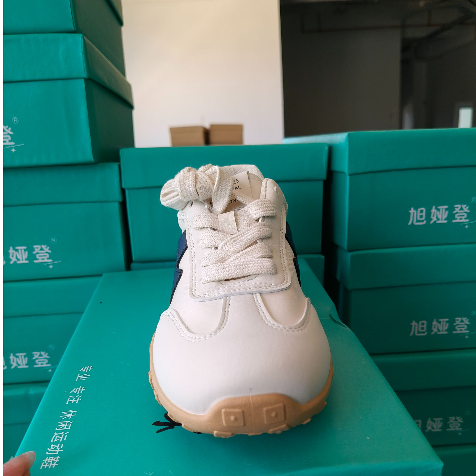 《小铺》休闲时尚女鞋308号