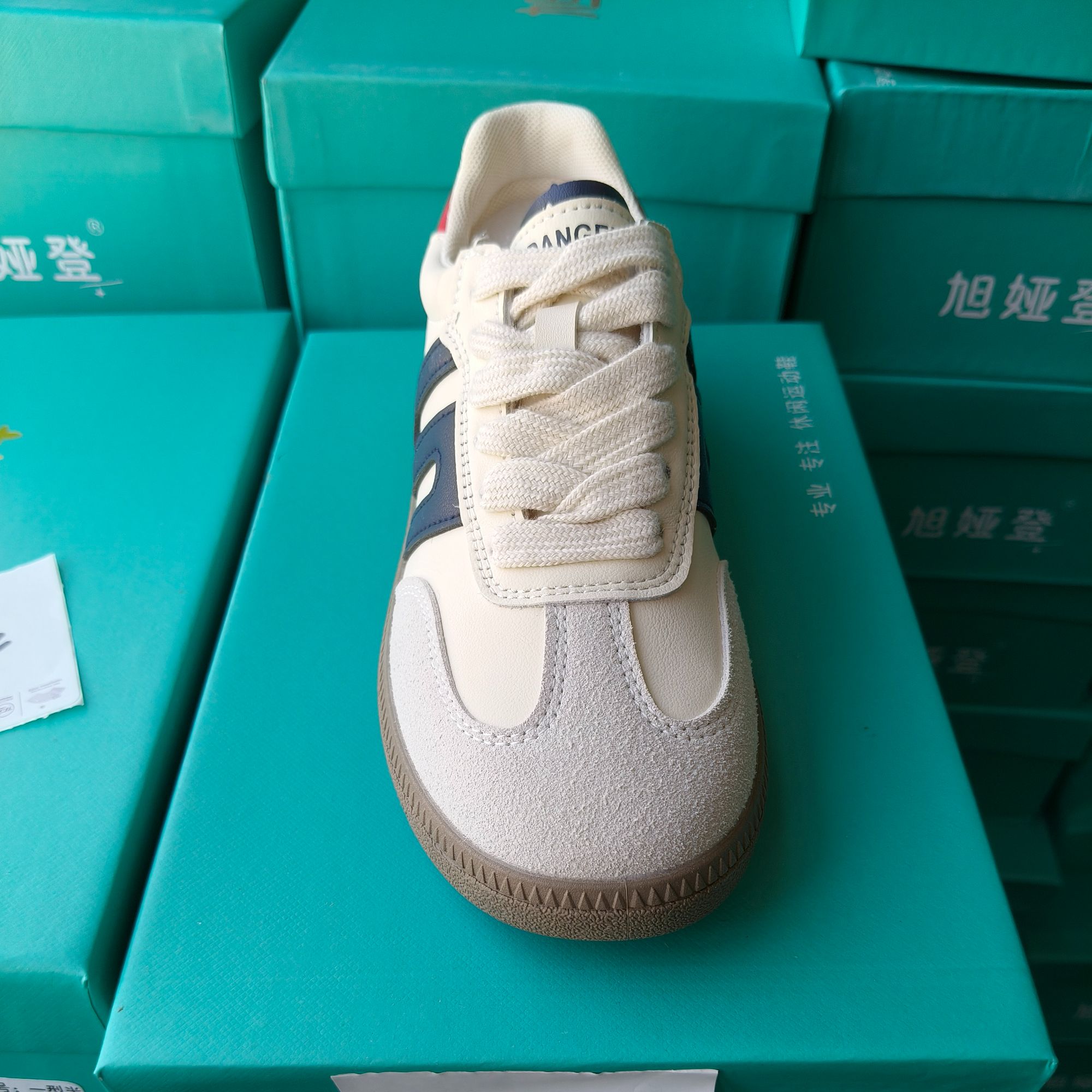 《小铺》休闲时尚女鞋264号