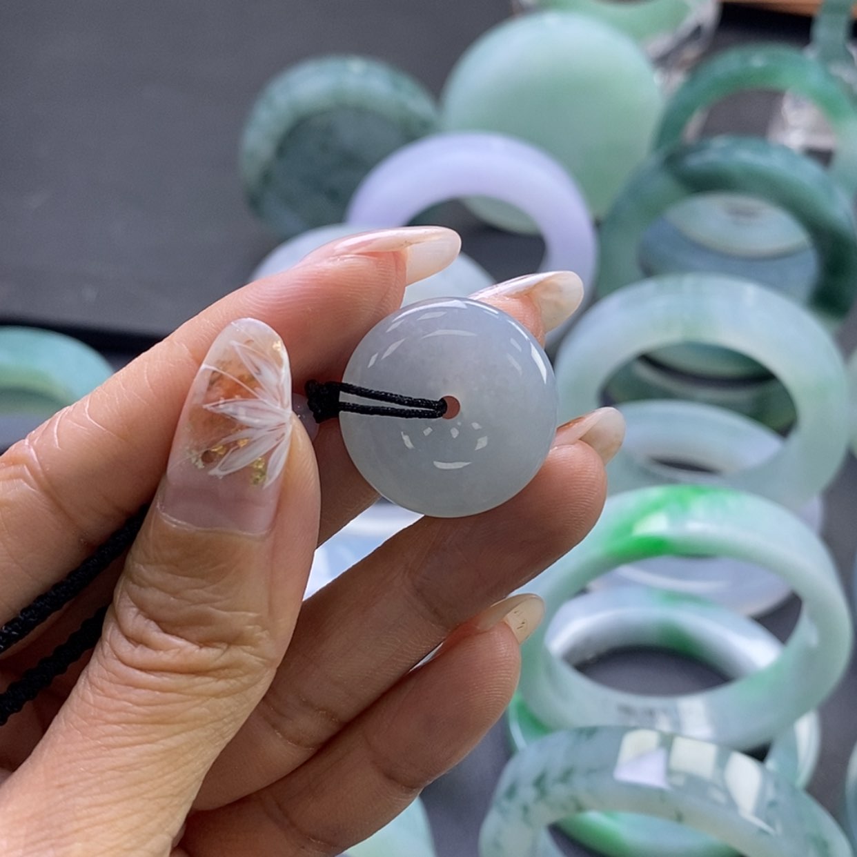 【闪购商品】翡翠颈饰未镶嵌爱****活