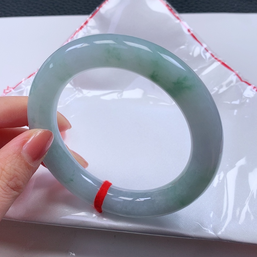 【闪购商品】翡翠手镯未镶嵌@***?