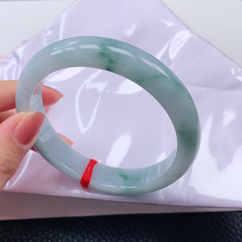 【闪购商品】翡翠手镯未镶嵌小*丫