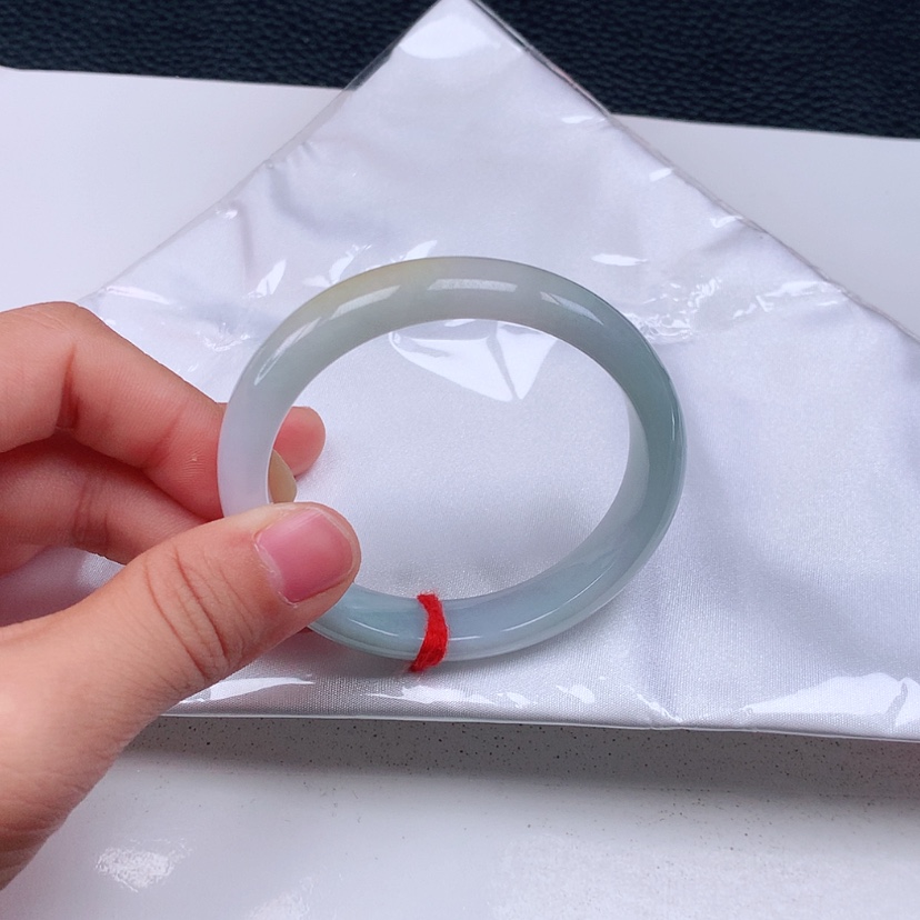 【闪购商品】翡翠手镯未镶嵌蜜*蜜