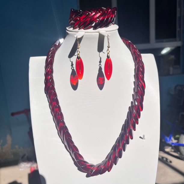 非金属亚克力耳饰 时尚简约红色水滴耳环小kan kahriwa pasun 