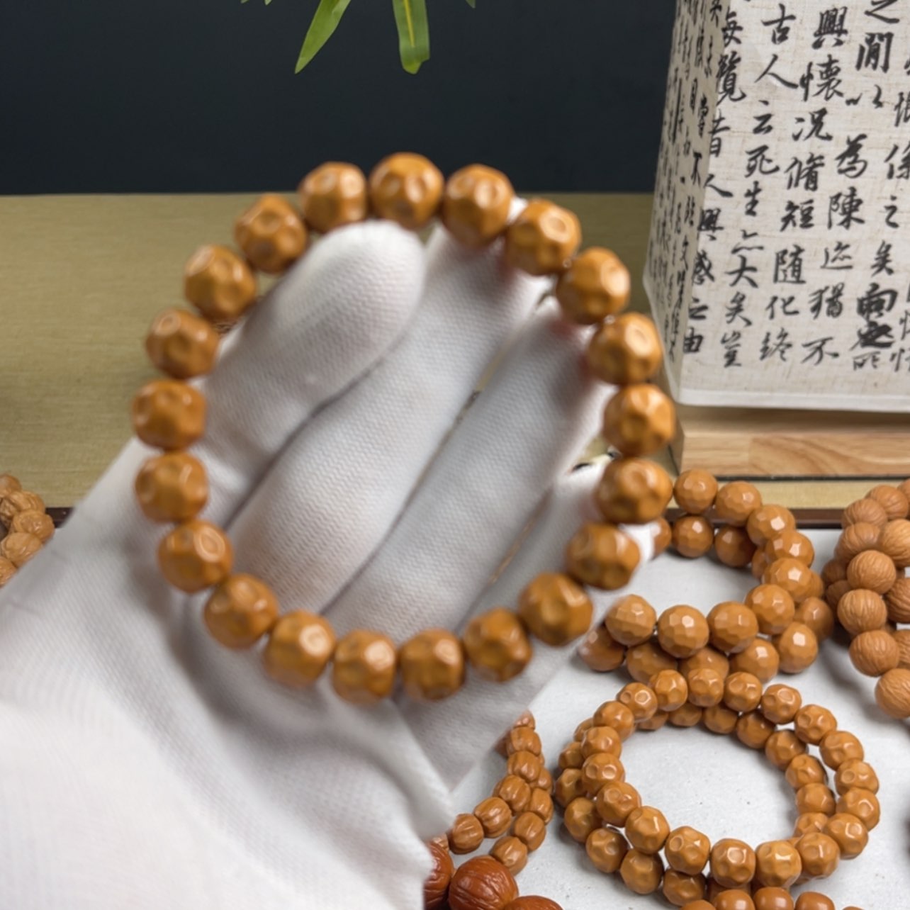 【闪购商品】猴头核桃吊坠全品奶酪无相