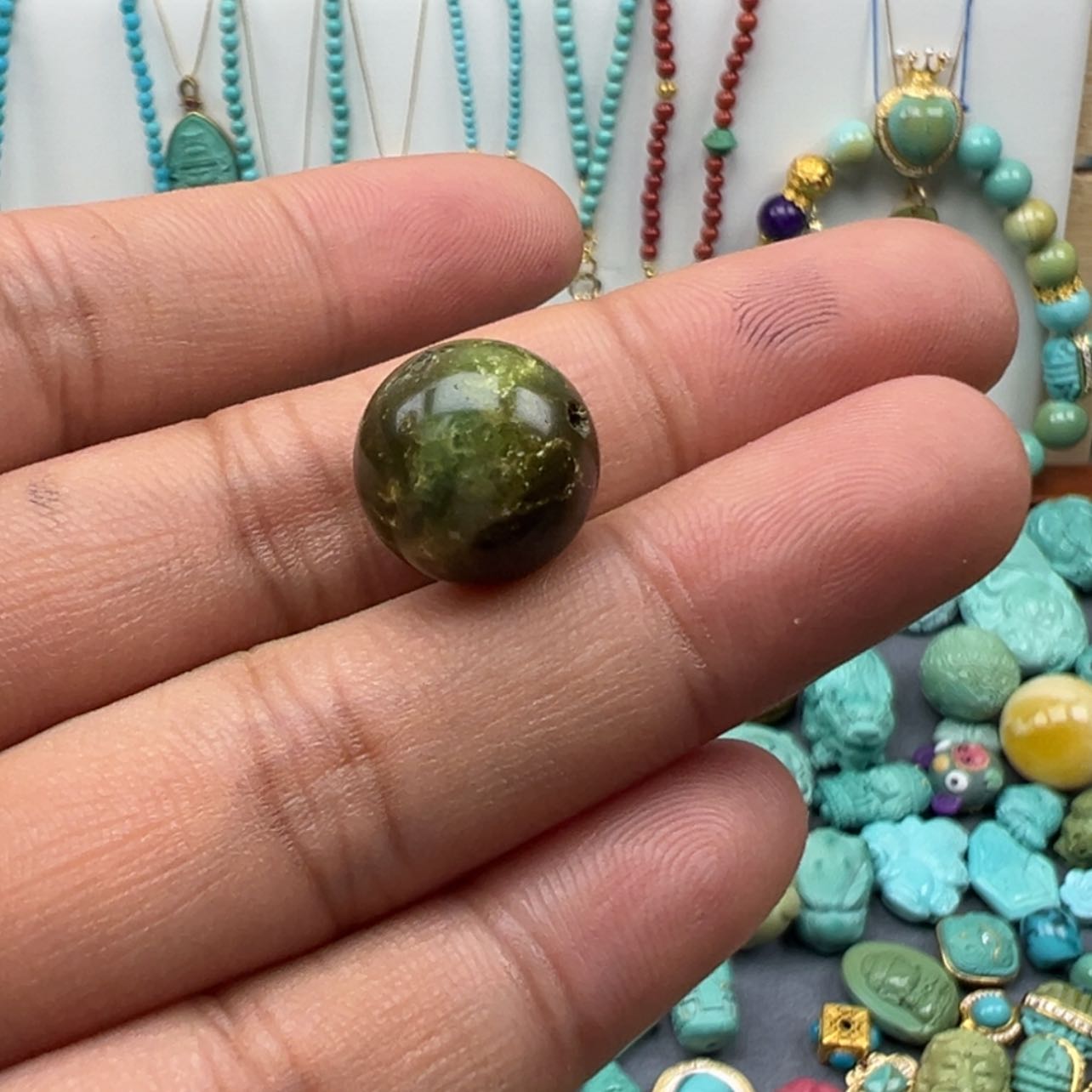 【闪购商品】南红玛瑙颈饰未镶嵌凌*