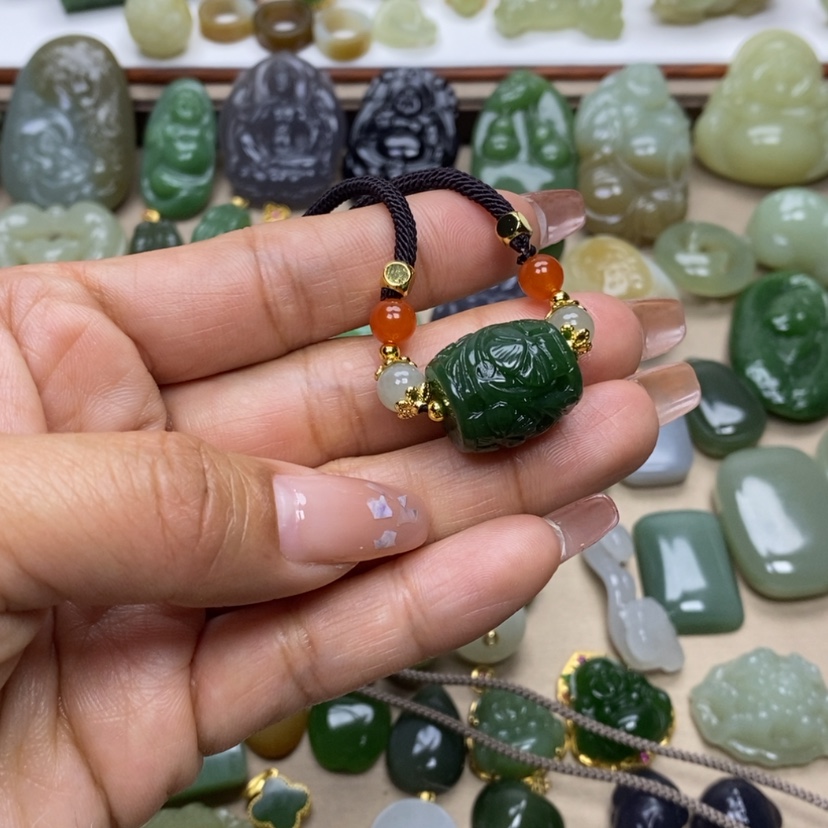 【闪购商品】和田玉颈饰未镶嵌?**?