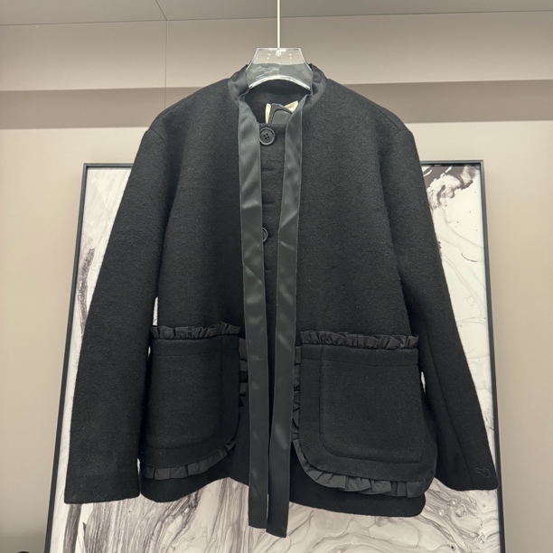 【海哥精选】黑色小香飘带大口袋花边设计毛呢短外套A194