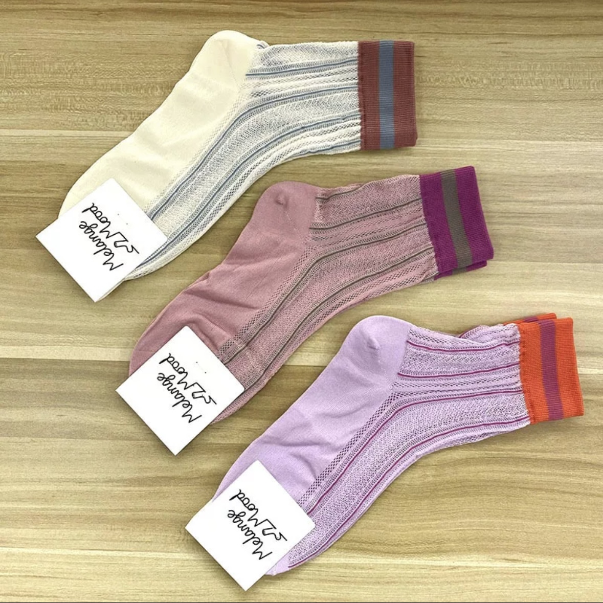 然宝家韩国新款进口女士袜子夏季薄款竖条拼色条纹网眼中筒女袜