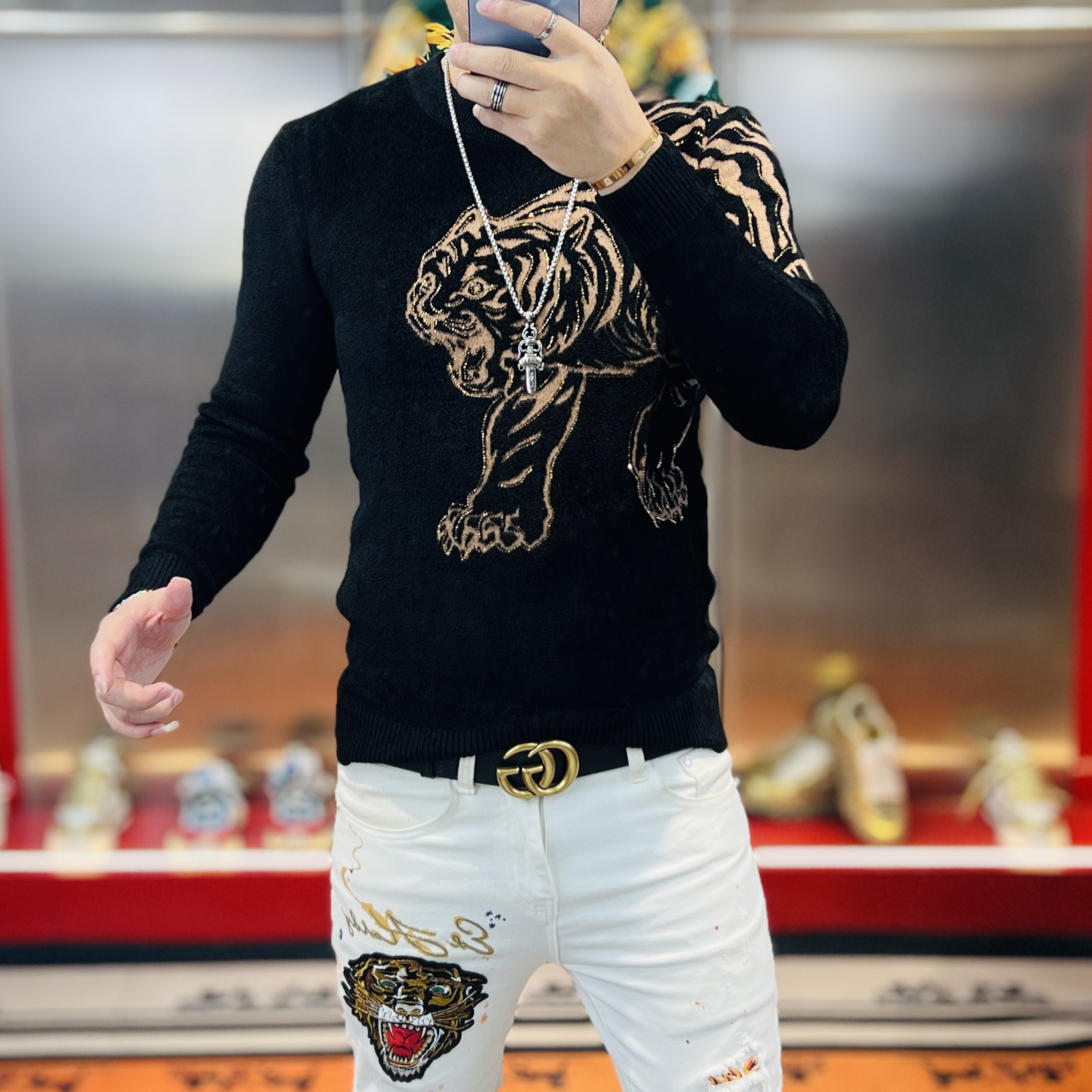 秋冬新款高清提花织花烫钻过肩虎时尚百搭潮流轻奢欧货针织毛衣潮