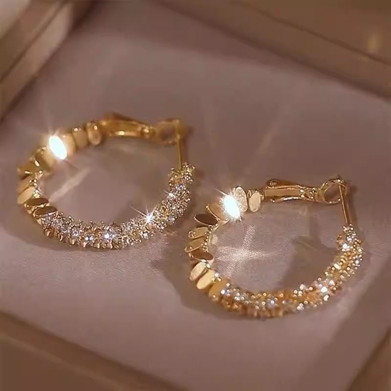 高级圈圈耳环轻奢小众设计感耳钉2024春夏新款爆款耳圈