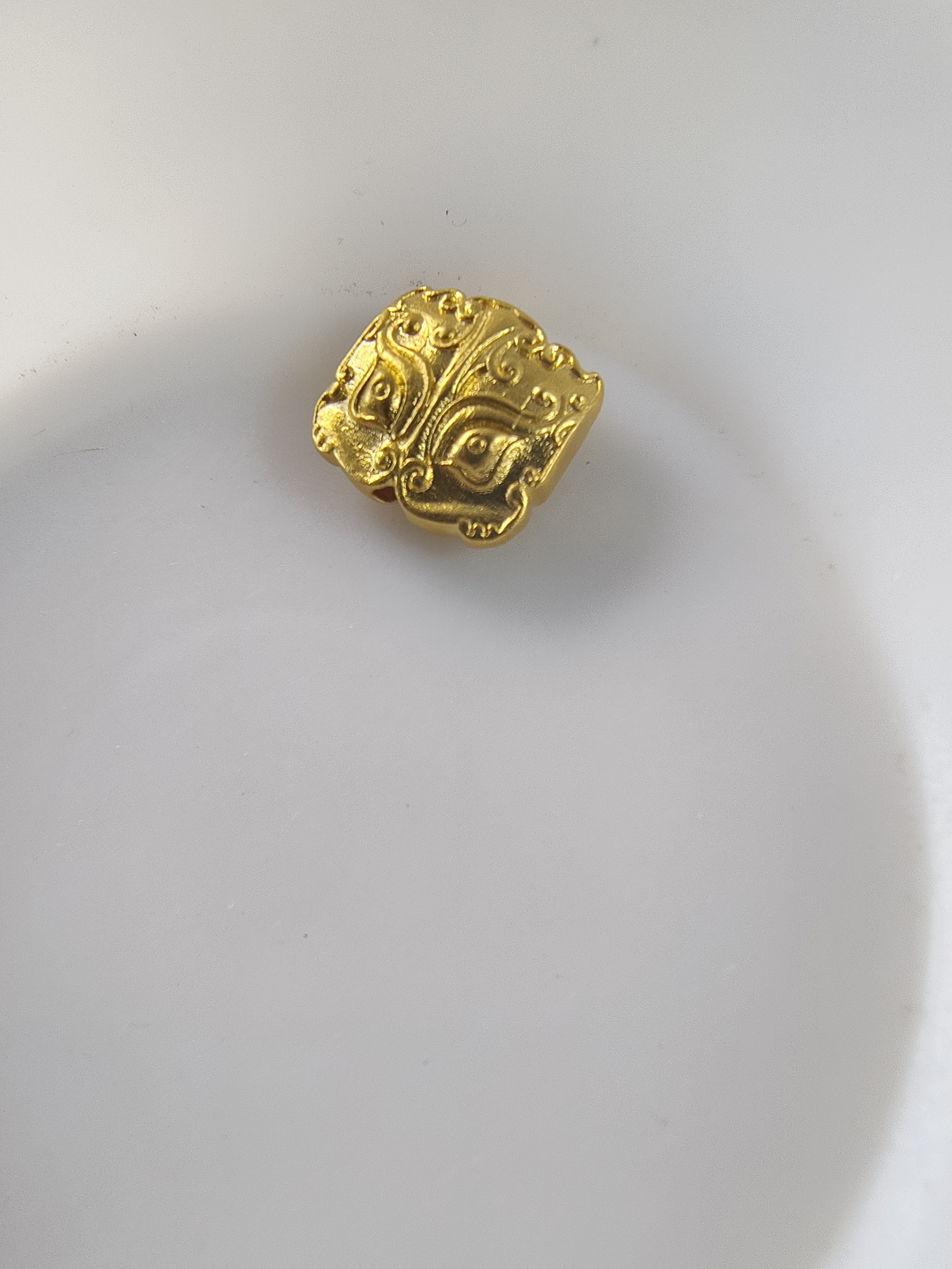 足金饕餮背云配饰