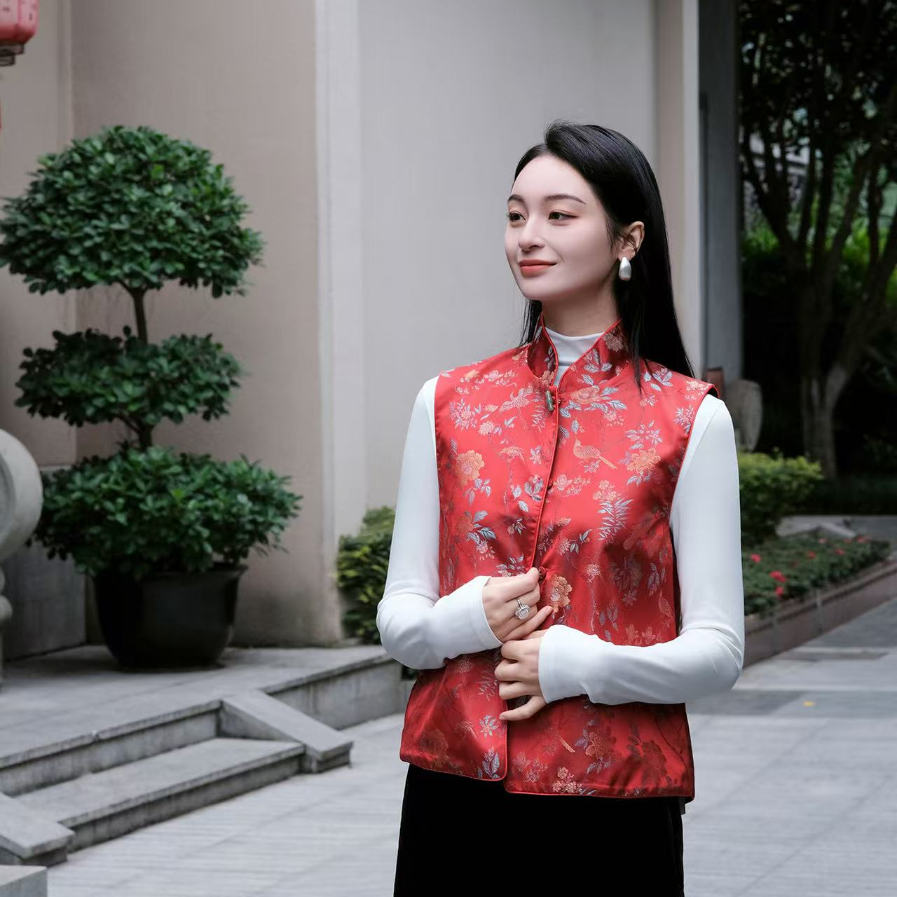 盛唐牡丹鹊笑鸠舞宋锦双面穿夹棉马甲新款真丝宋锦国风马甲