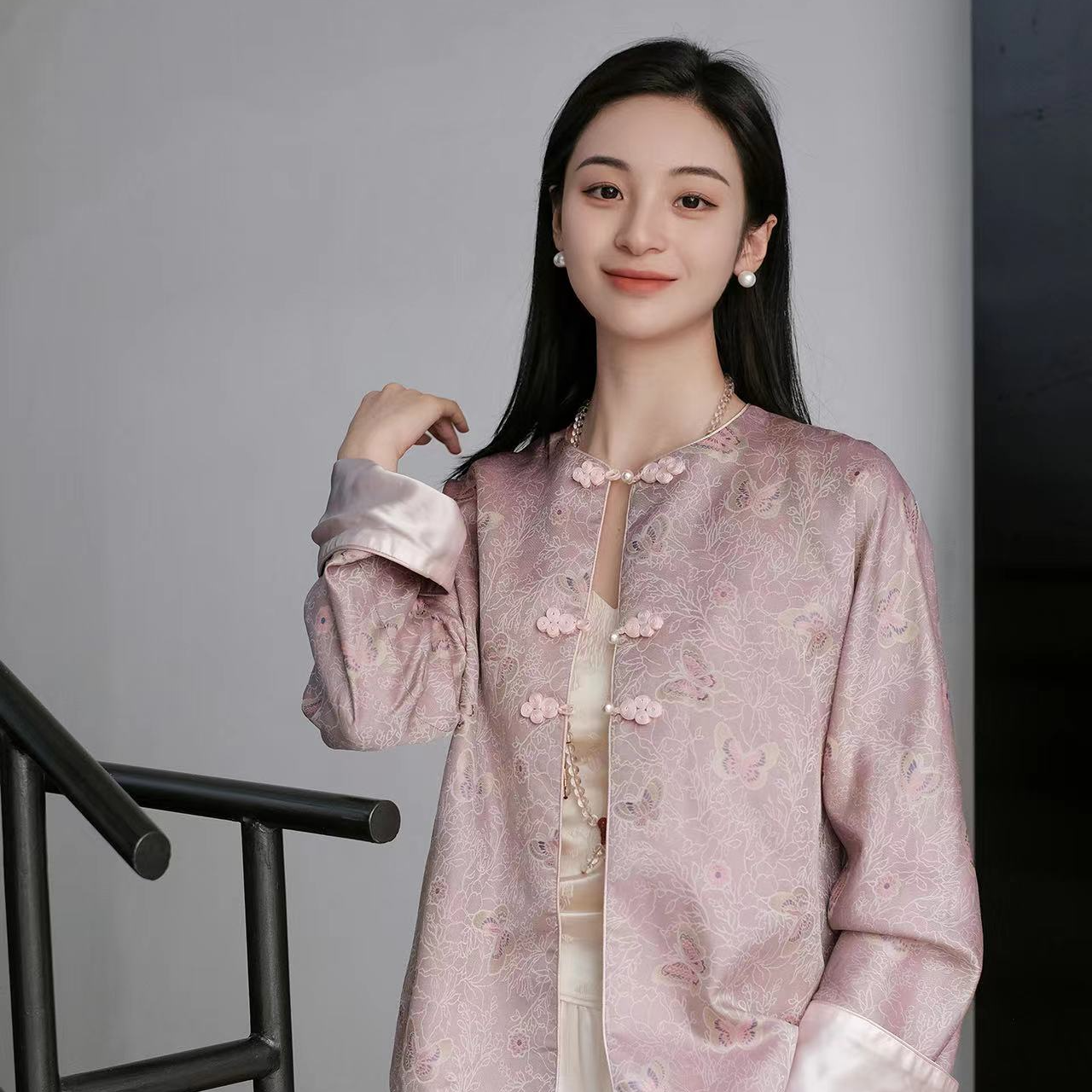 盛唐牡丹蝴蝶花纹真丝异色罗外套新款百搭女装真丝花罗