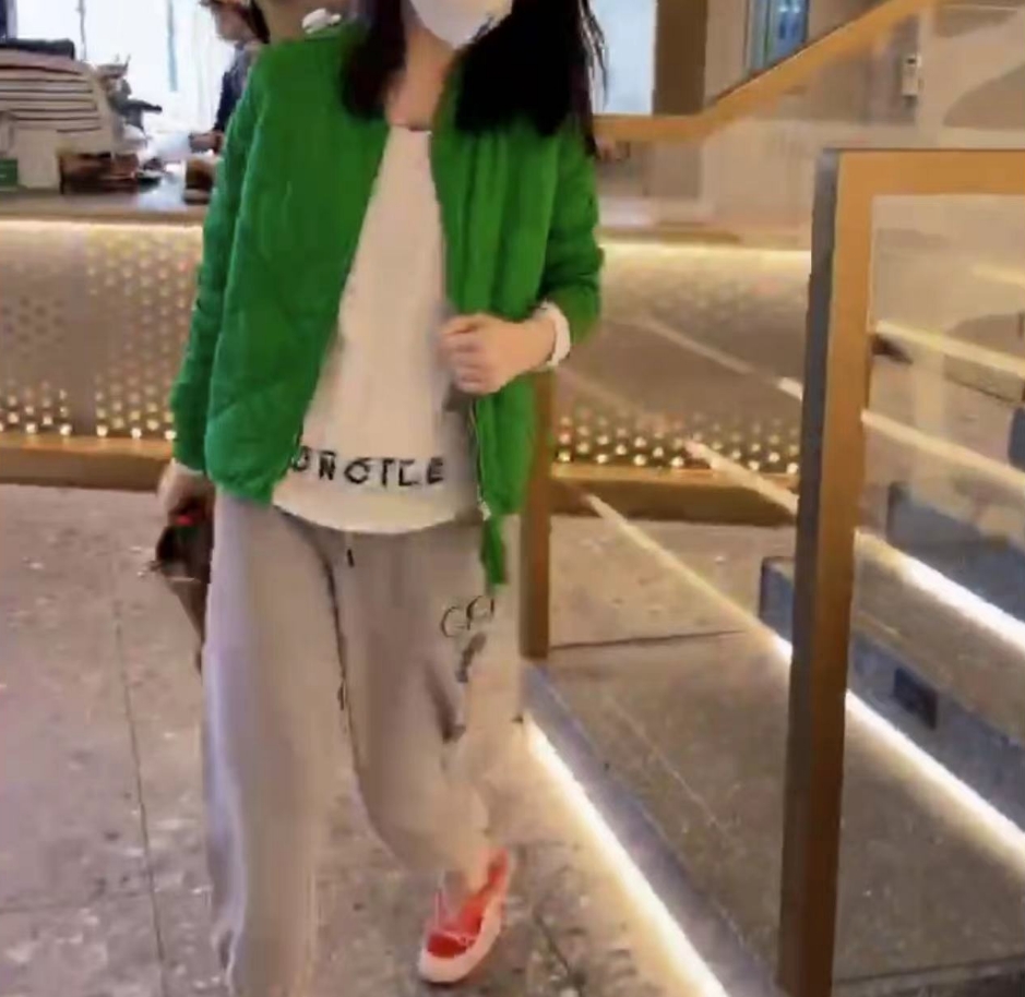 时尚潮流百搭精品女装hhn109