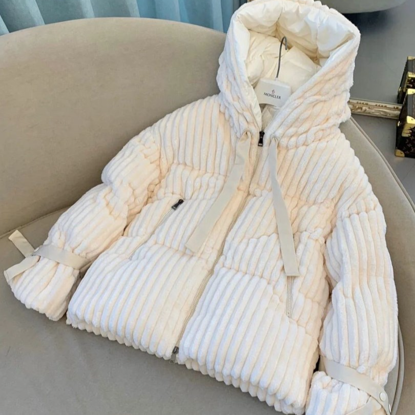 全新未使用  积分-110小花6枫 蒙口码1 MONCLER  羽绒服 灯芯绒