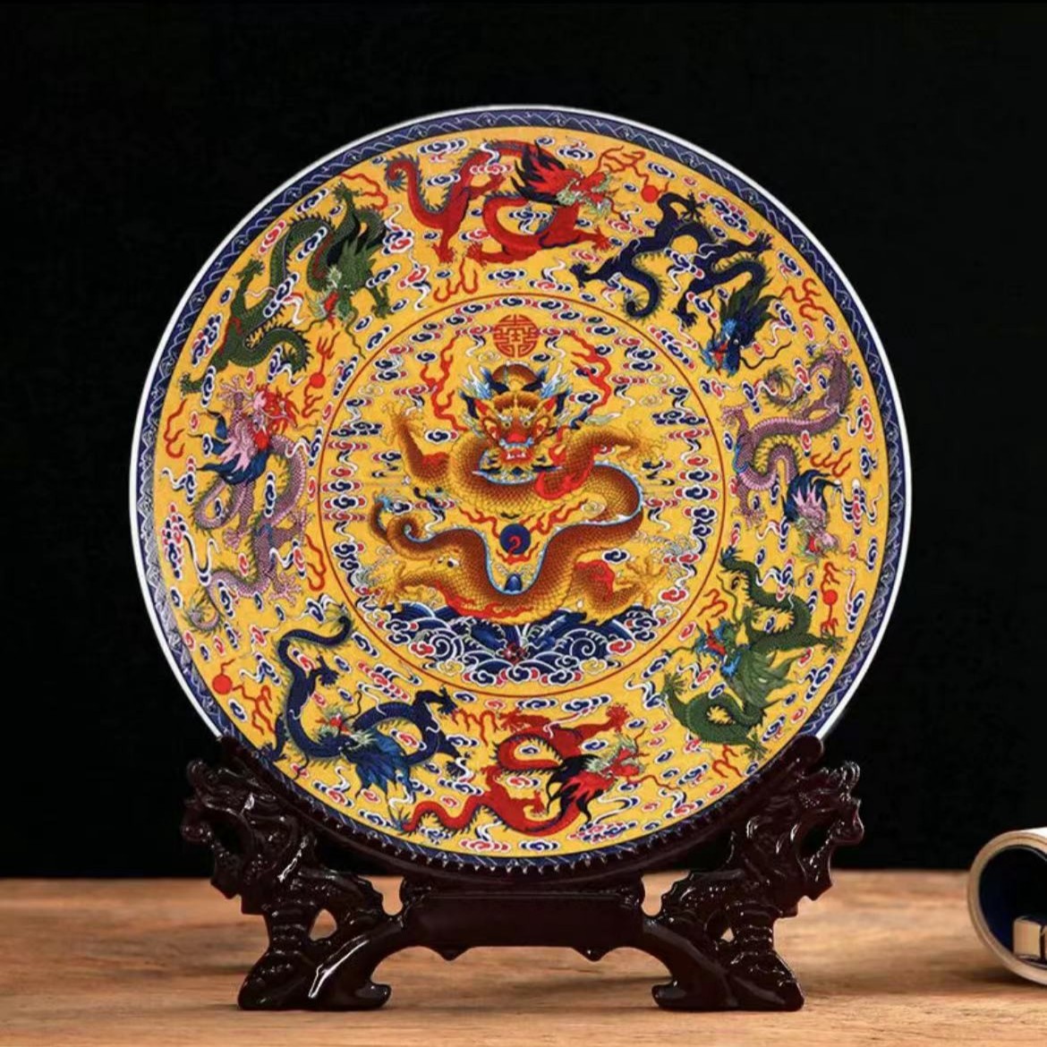 景德镇陶瓷黄底九龙赏盘瓷盘客厅书房办公室玄关博古架展厅摆件