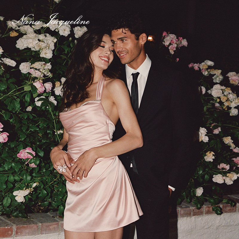 【OneDay限定】NanaJacqueline挂脖缎面甜美新款抽褶连衣裙