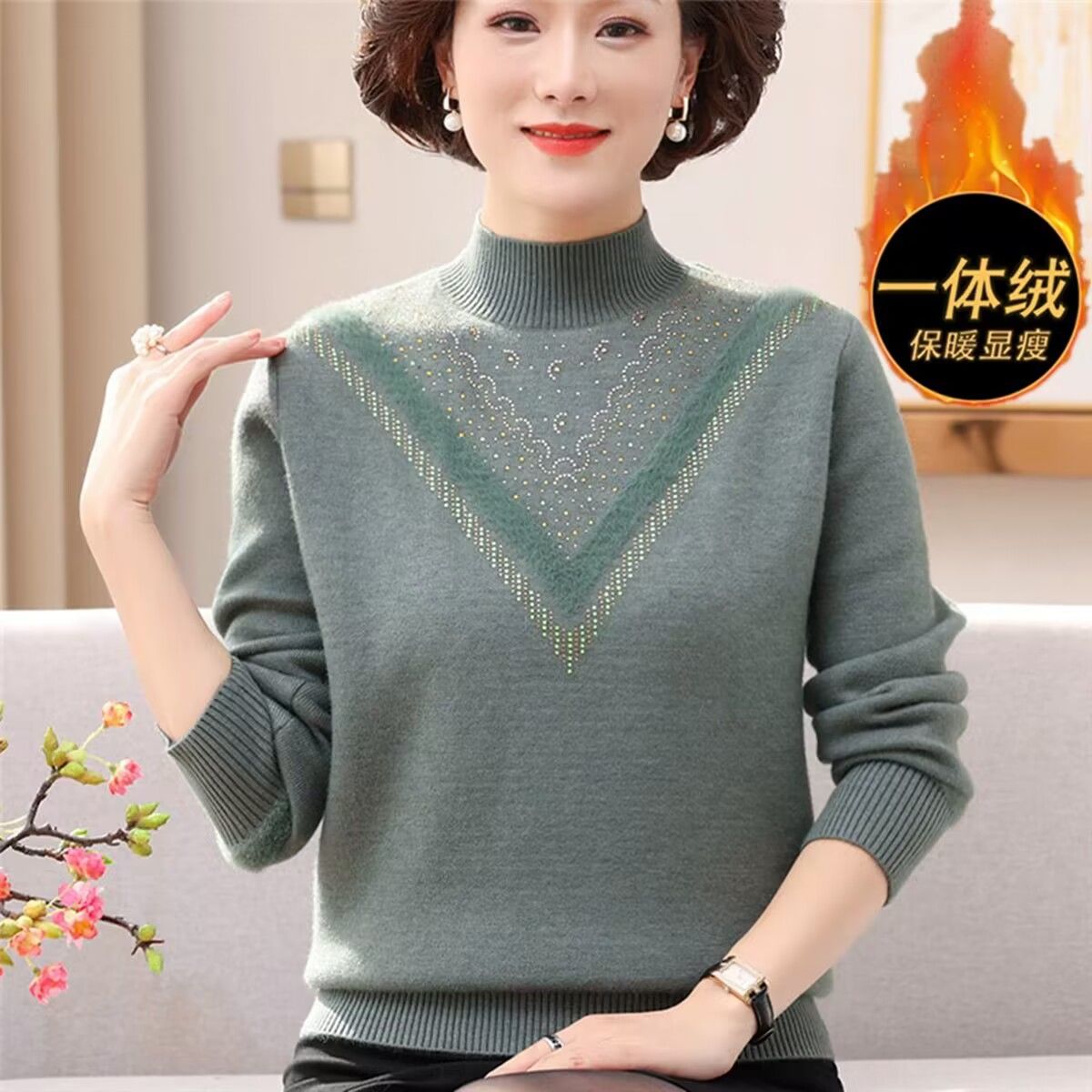 显瘦妈妈秋冬装加绒毛衣中老年加厚打底衫保暖中年妇女一体绒上衣