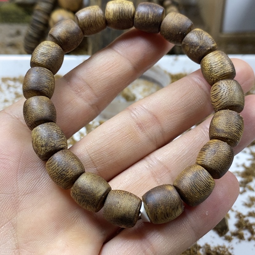 【闪购商品】沉香手串1.0规格
