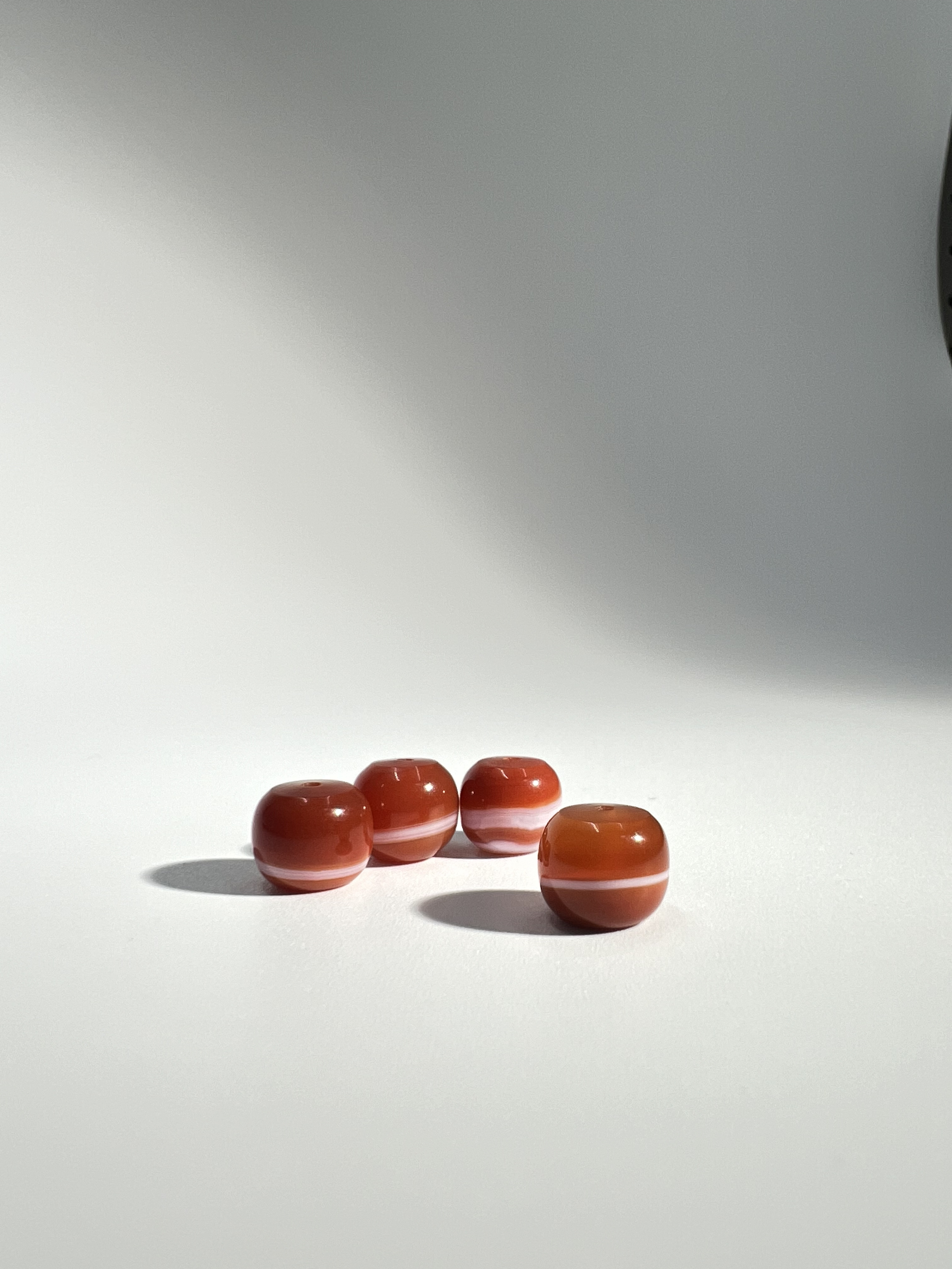 天然三文鱼玛瑙配饰，腰珠顶珠弟子珠（发一对）-9mm