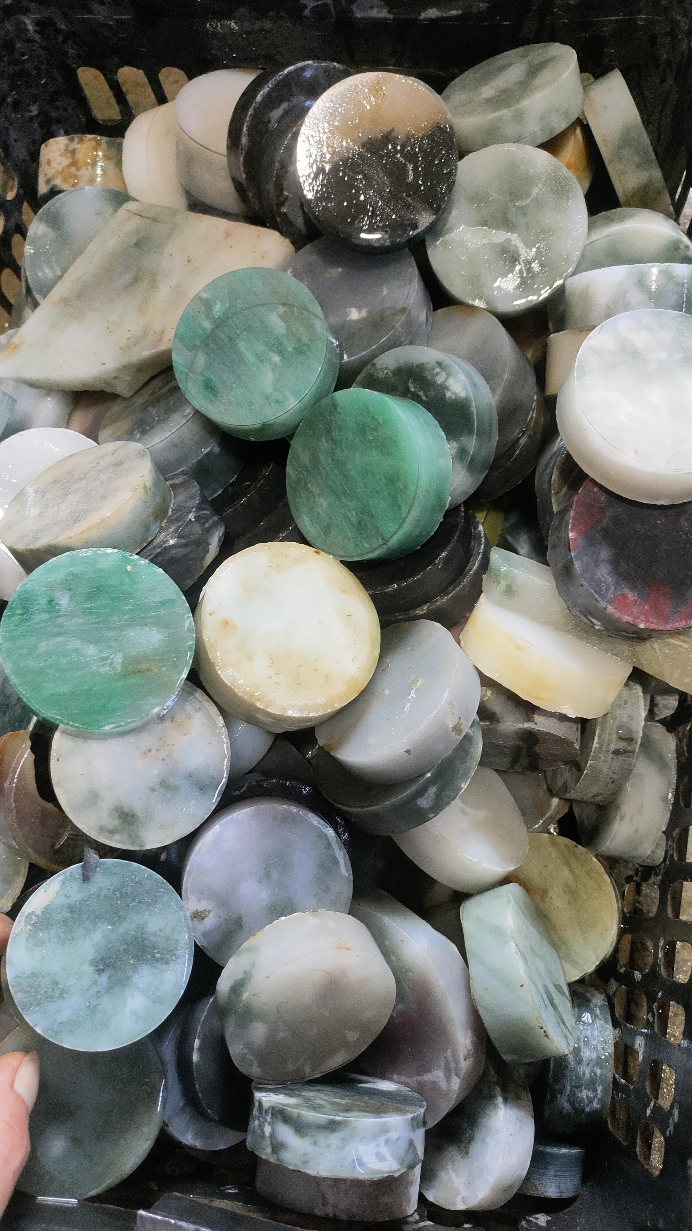 桂林鸡血石茶杯垫