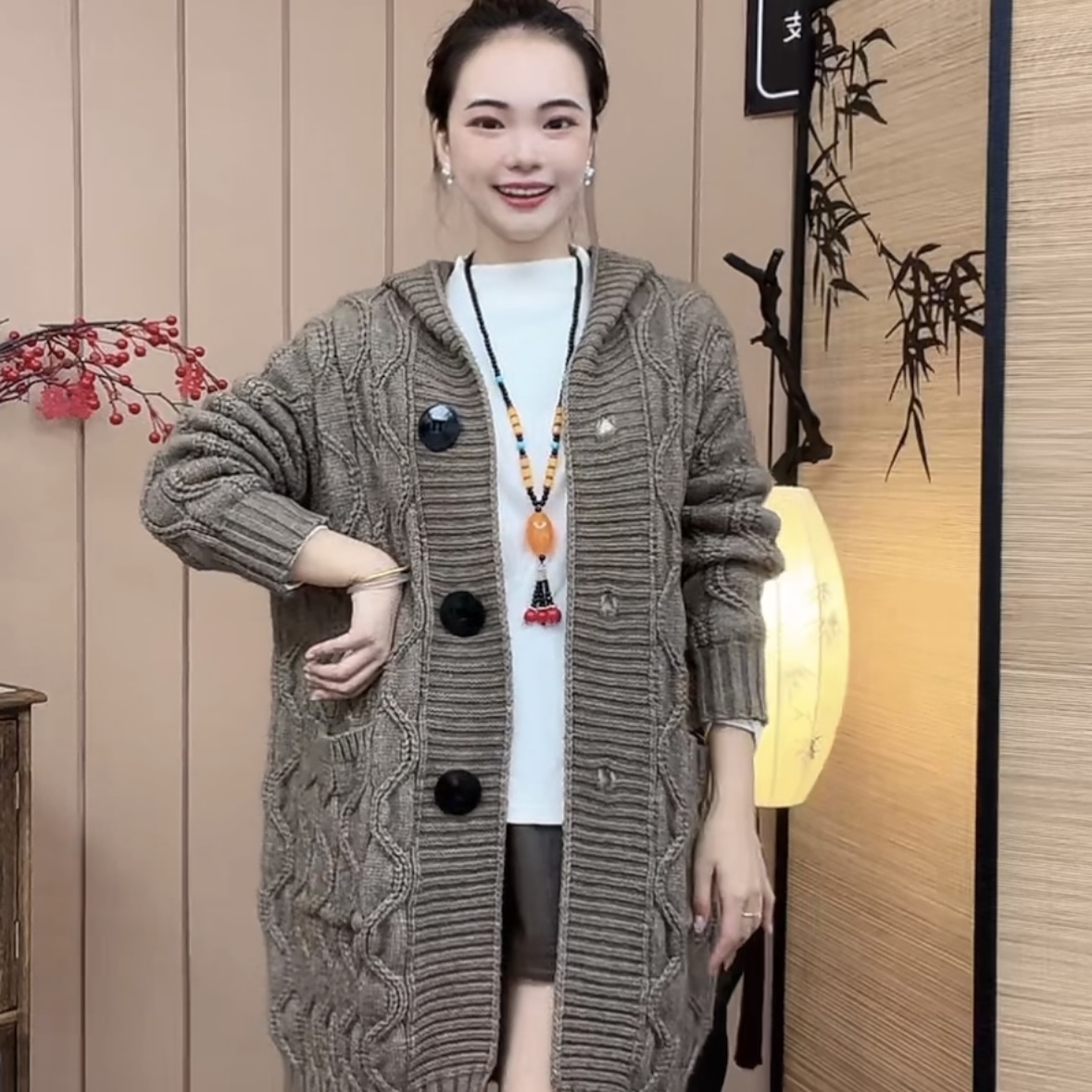 【卡奴欧】2025年宽松慵懒感韩版水波纹百搭休闲连帽大毛衣开衫外套