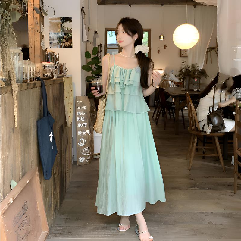 设计感立体花朵层层荷叶边吊带背心女+高腰褶皱半身裙两件套装女