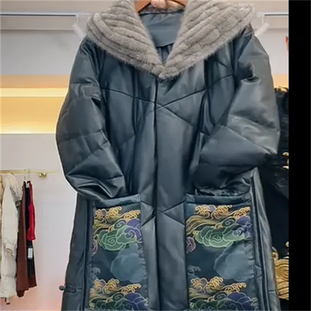 q323002秋冬款厚外套