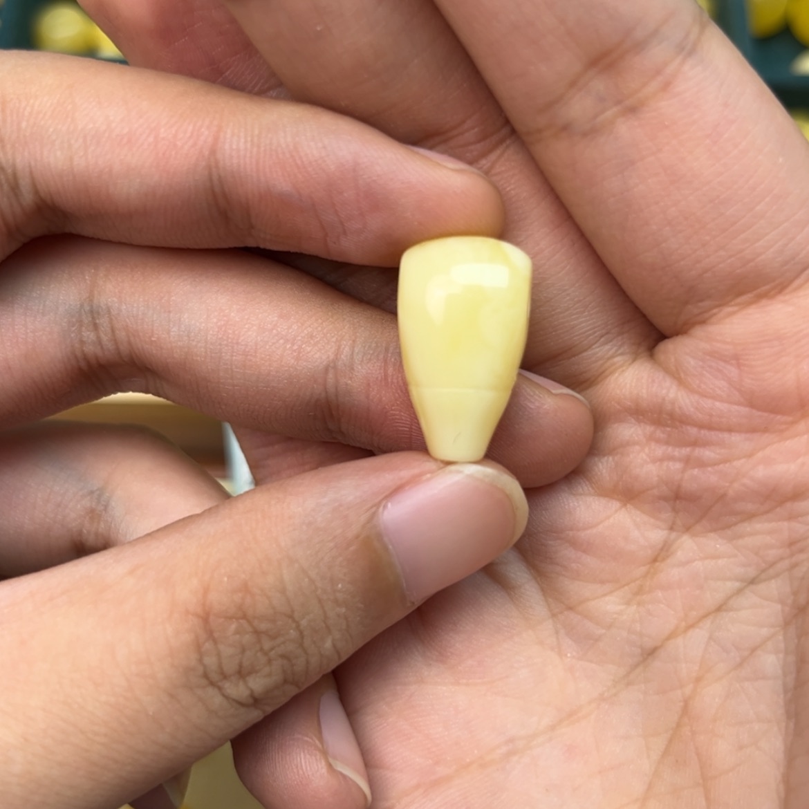 【闪购商品】琥珀裸石未镶嵌