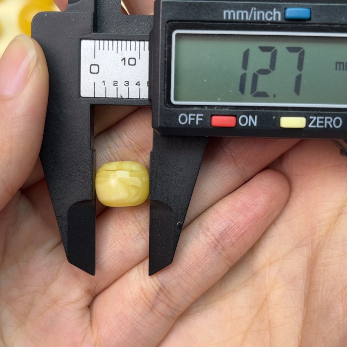 【闪购商品】琥珀裸石未镶嵌