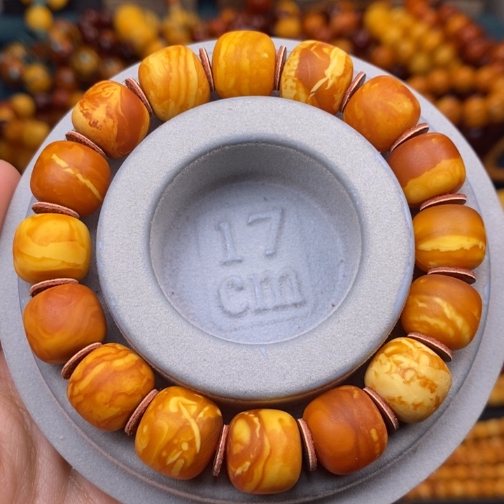 蜜蜡裸石未镶嵌蜜蜡