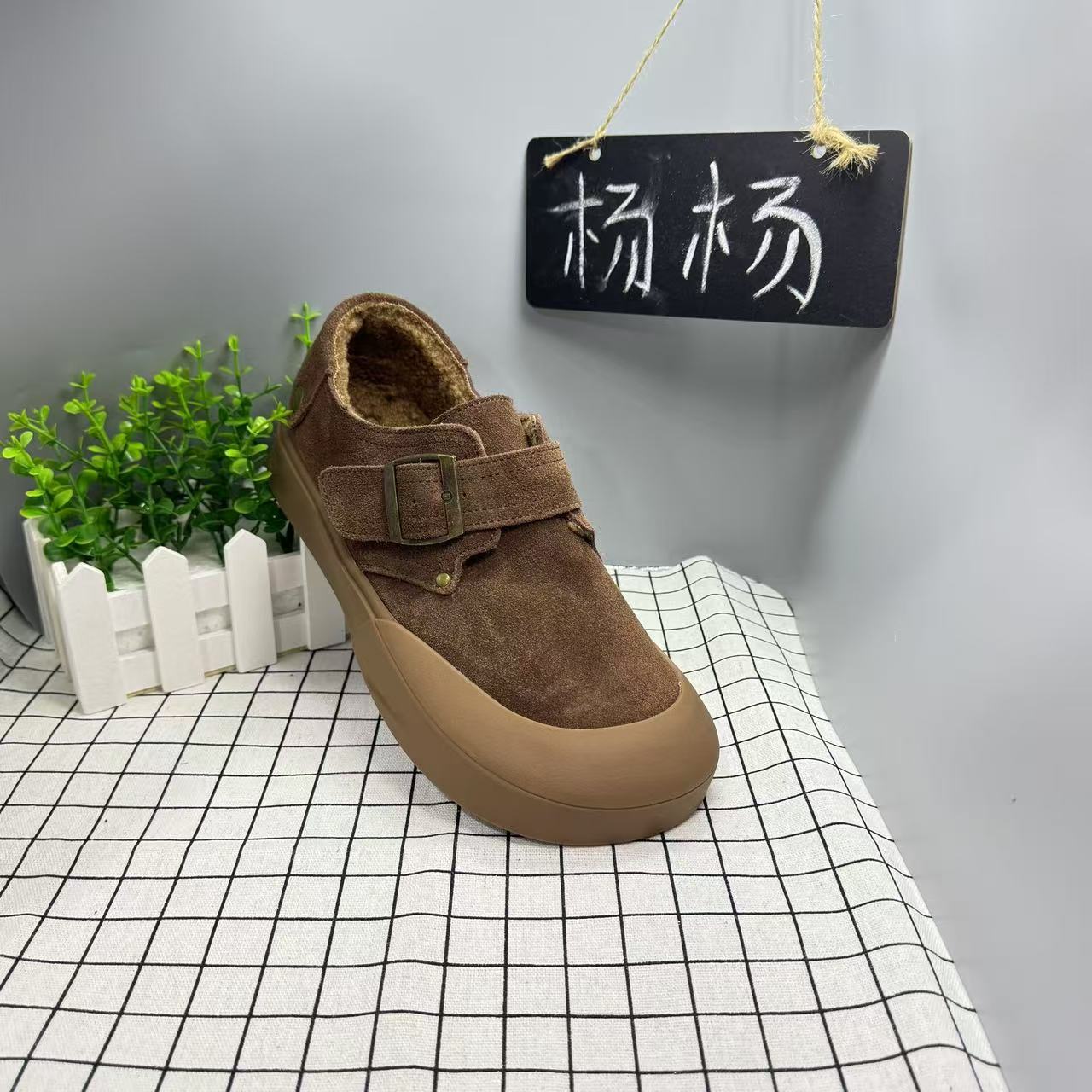 丑萌磨砂勃肯鞋女2024新款豆豆鞋软底博肯棉鞋0592