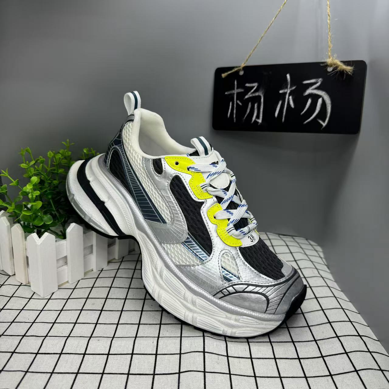 擦色厚底老爹鞋女2024秋冬百搭休闲鞋增高网面透气轻便运动鞋1830