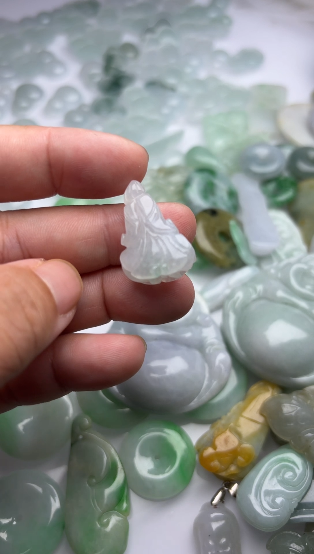 【闪购商品】翡翠颈饰未镶嵌翡翠