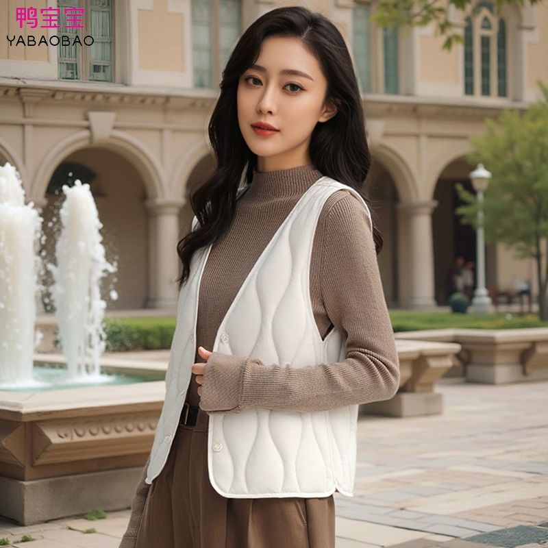 鸭宝宝2024秋季新款短款轻暖羽绒服女羽绒马甲内搭叠穿葫芦纹V领