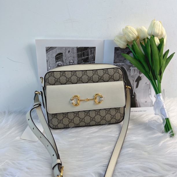 95新 GUCCI/古驰 古驰B0991老花马衔扣1955相机包