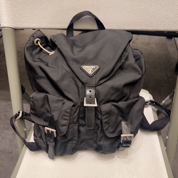 95新 Prada/普拉达 prada 时尚百搭潮流双肩包-