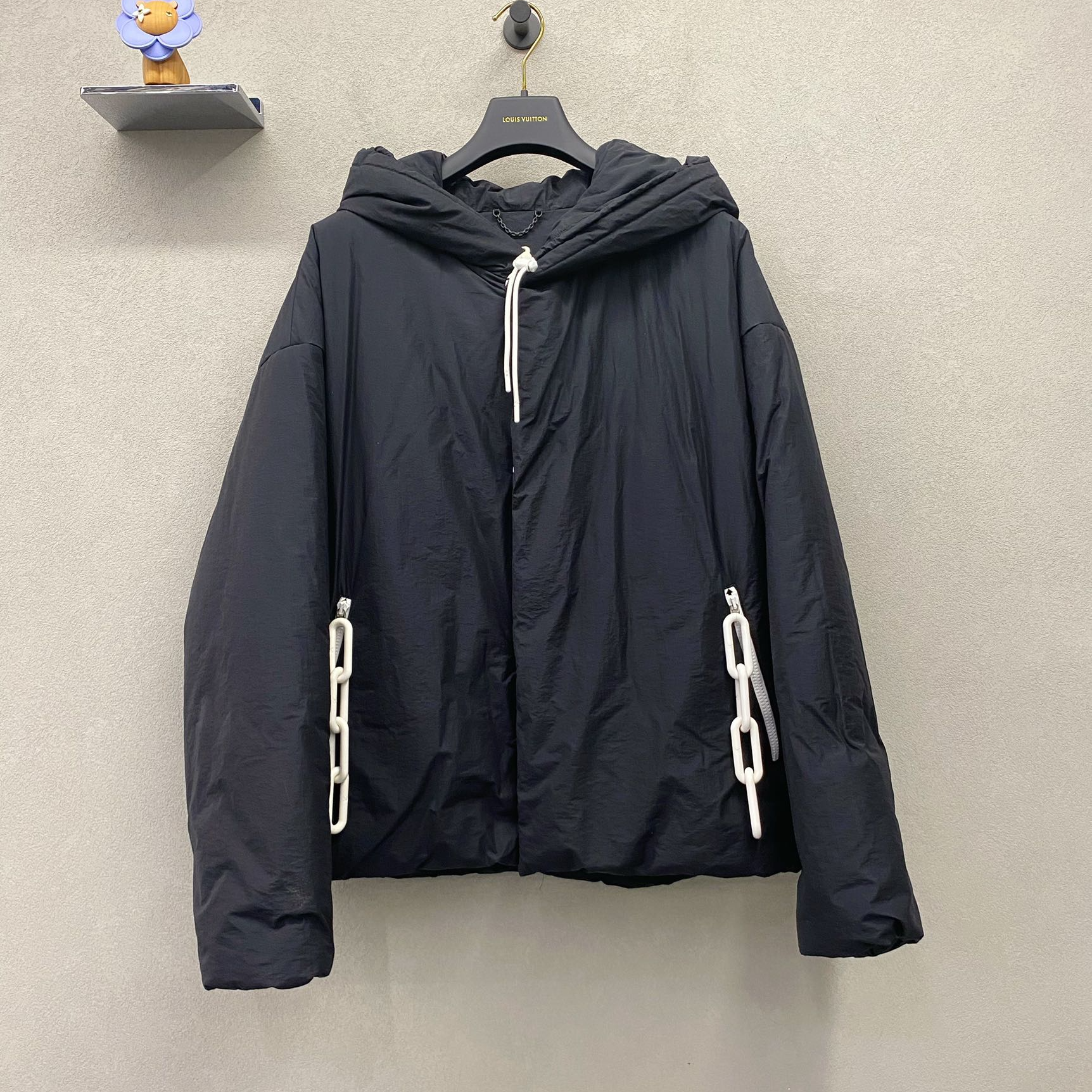 99新 LouisVuitton/路易威登 黑色羽绒服 /尺码48/SH002849