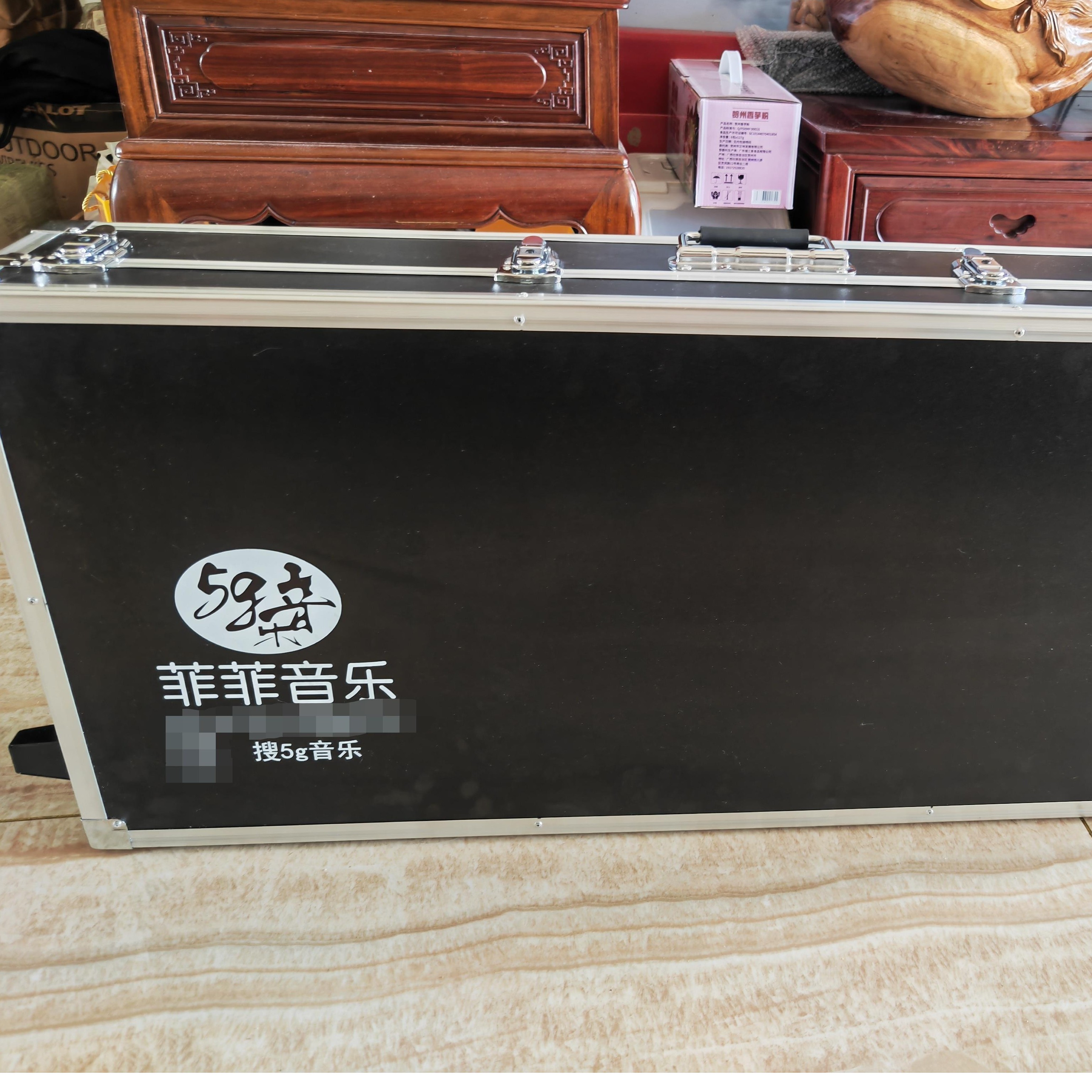 电子琴箱带拖轮航空箱